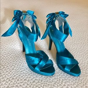 Michael Shannon turquoise silk heels